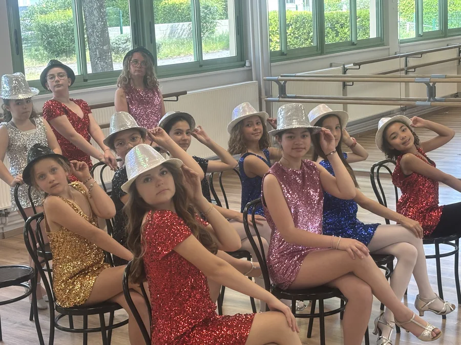 Cours de danse à l'Académie Les Scarlines
