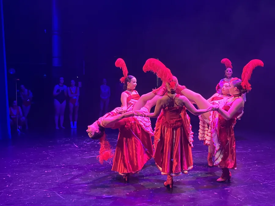 Cabaret glamour Les Scarlines